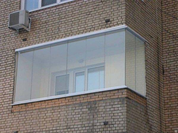 Aluminium glidende vinduer til altanen