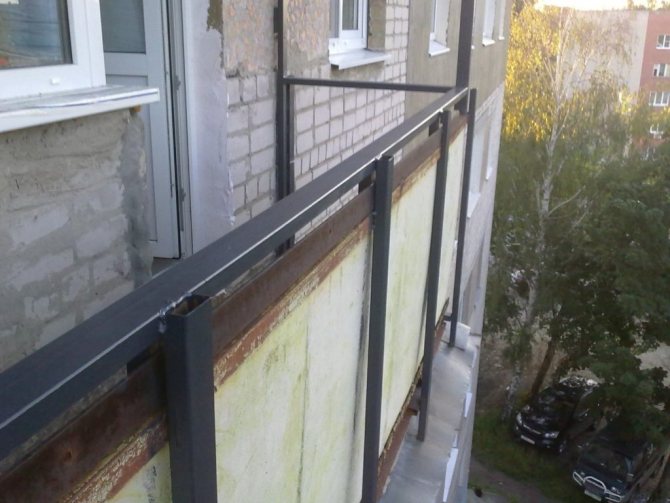 Balkon i aluminium - ser pålidelig ud