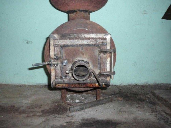 Sauna ovne fra en cylinder, hjulskiver