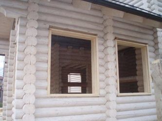 Cum să închizi ferestrele din casă pentru contracție?