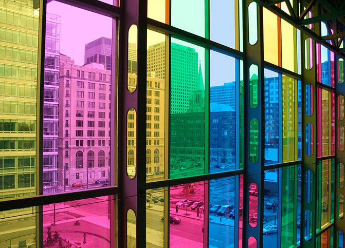 نوافذ زجاجية مزدوجة ملونة
