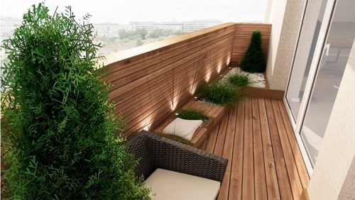 أرضية خشبية على الشرفة