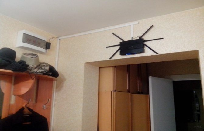 Unde este cel mai bun loc pentru a instala un router într-un apartament: sfaturi de plasare