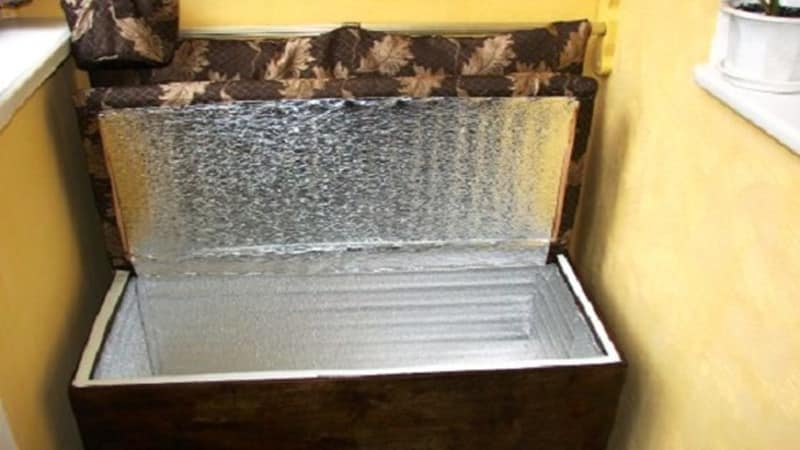 Cum se depozitează legumele pe balcon iarna: facem o cutie termică cu și fără încălzire