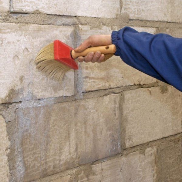 Paano ayusin ang 20 mm penoplex sa isang brick wall at drywall