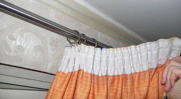 Sådan hæmmes gardiner med tape: instruktioner til begyndere