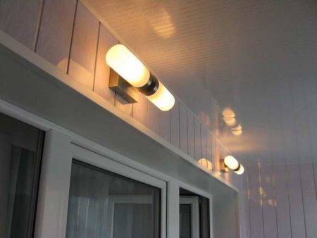 Cum se face lumină pe balcon