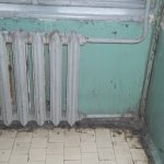 Hvordan fjernes gammel maling fra radiatorer og fjerner belægningsrester helt?