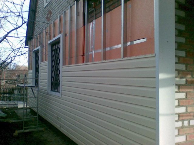 Cum se izolează o casă cu penoplex în exterior, sub panouri laterale și panouri