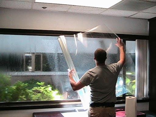 billede af varmebesparende film til windows
