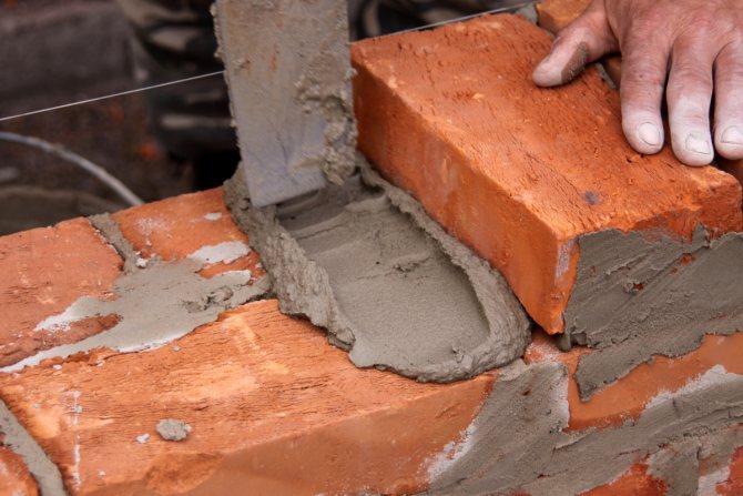Mabilis at murang mura ng DIY bricklaying