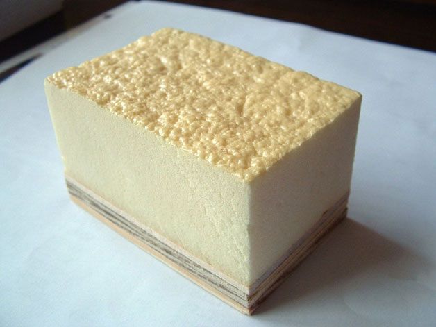 Materyal na polyurethane foam