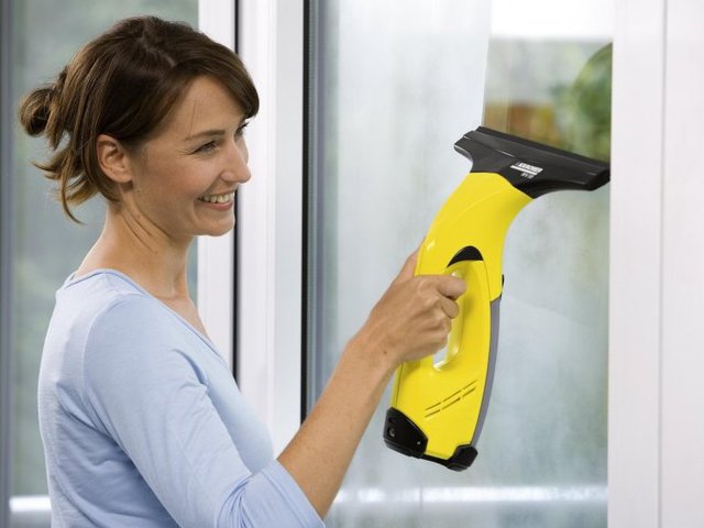 Spălarea geamurilor, curățarea geamurilor termopan