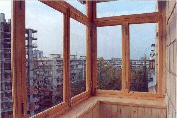 Geamuri de balcon cu bricolaj