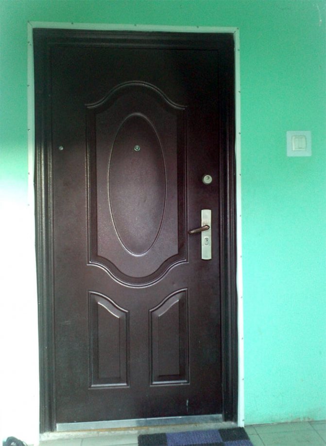 Finisarea ușii