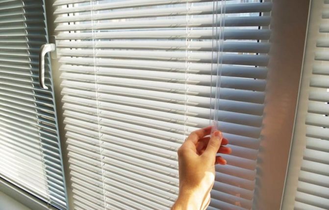plastic blinds