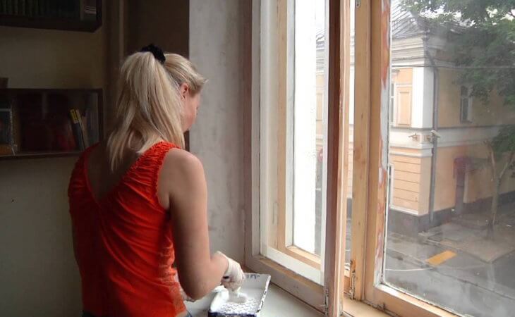 Fa ablakok festése: csináld magad technológia