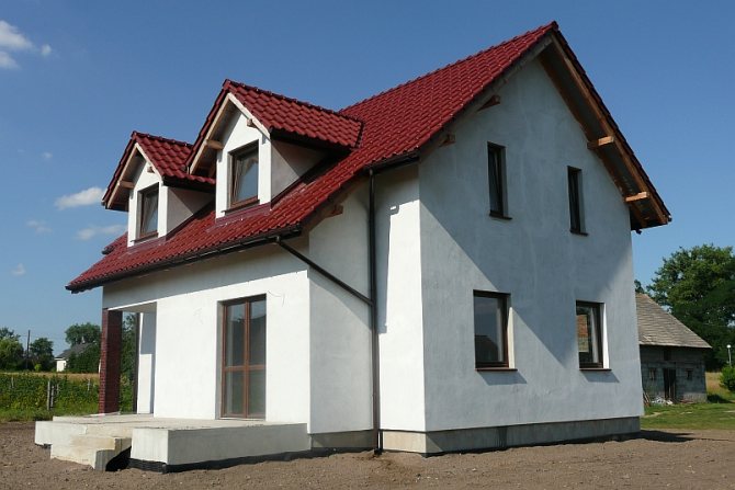 Opstilling af vinduer i et to-etagers hus
