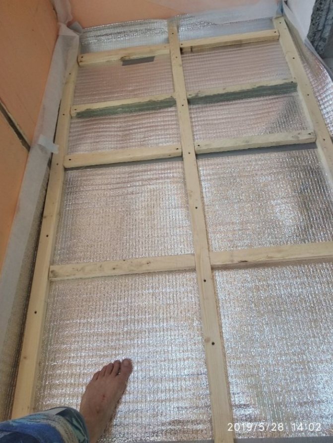 Încălzirea unui balcon în Hrușciov: cum să o faci singur?