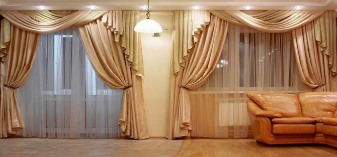 Valg af størrelsen på gardinerne i stuen