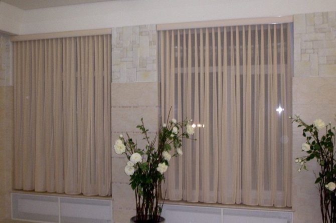 Do-it-yourself tulle blinds